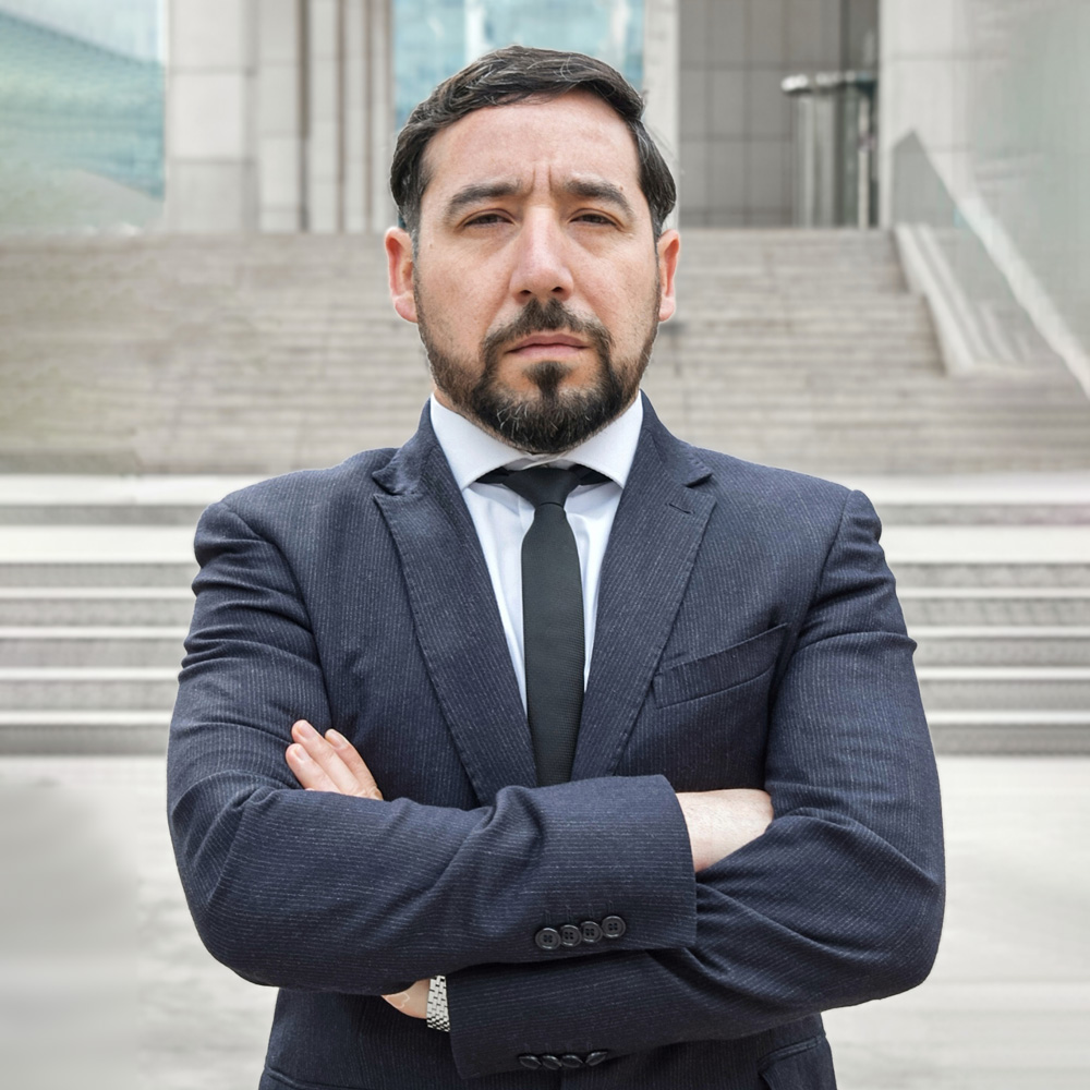 Oscar A. Alcaino Gonzalez.